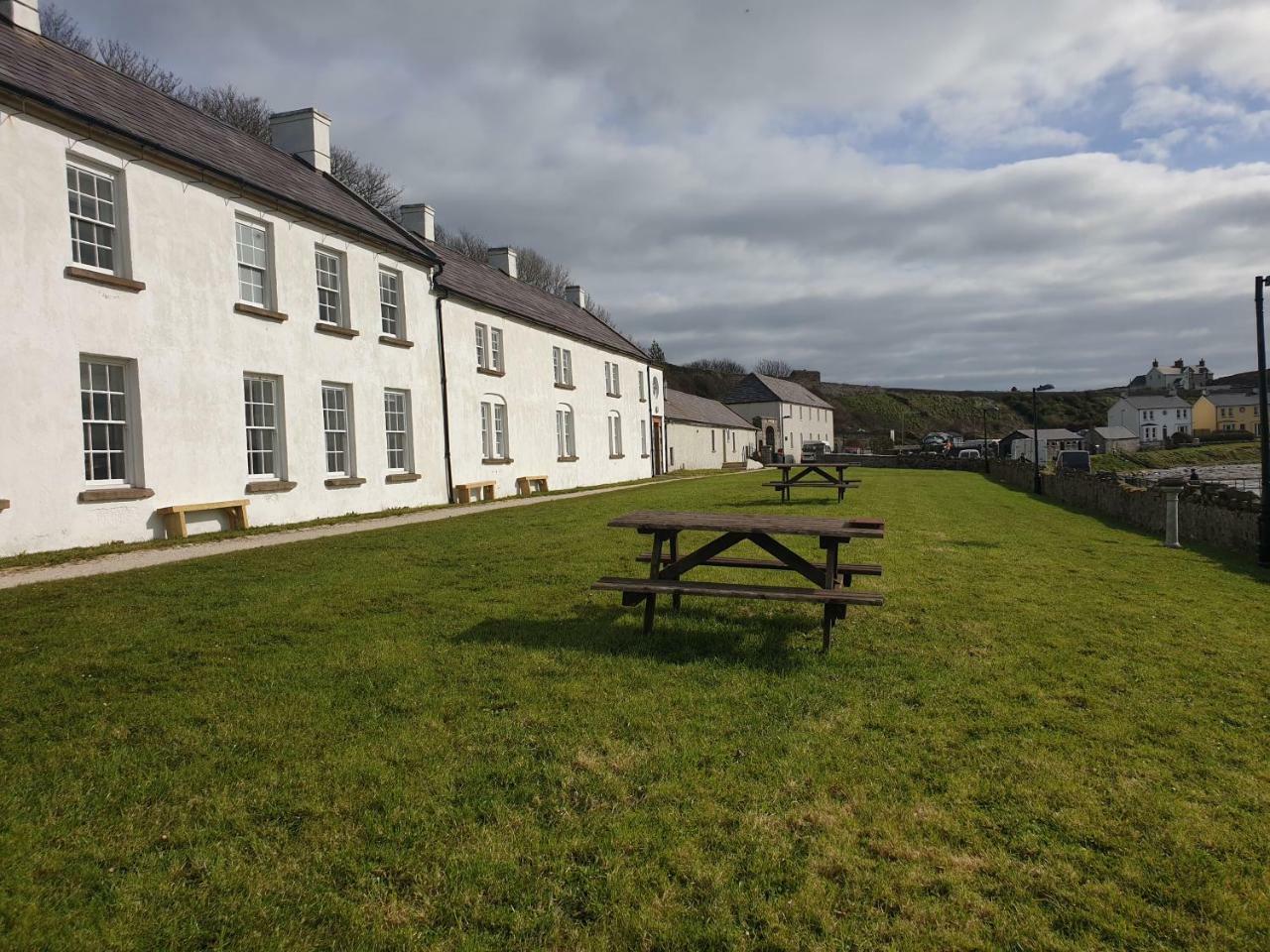 Manor House Rathlin Island Hotel Ballycastle Exterior foto